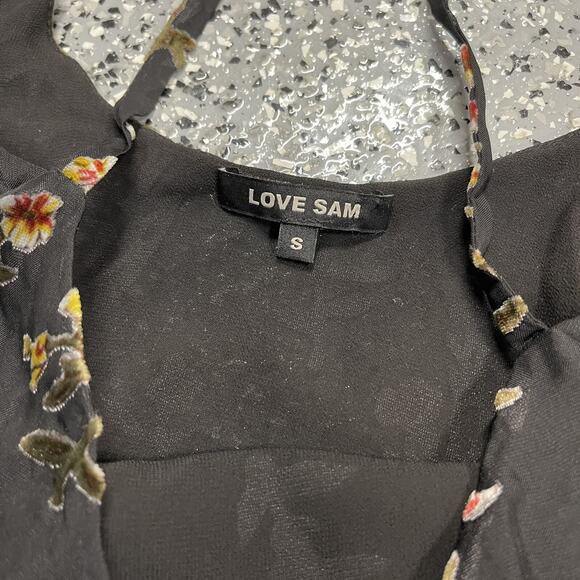 Love Sam Cold Shoulder Floral Top Blouse Size Small Black - Picture 4 of 6